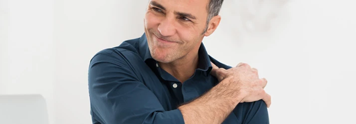 Chiropractic Vancouver BC Shoulder Pain Man