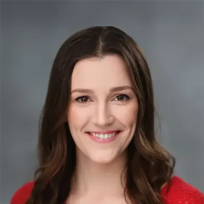 A headshot photo of chiropractor Megan Toner